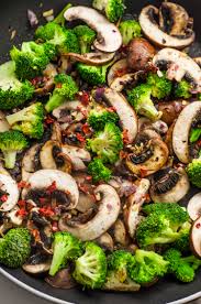 As an amazon associate, i earn a commission from qualifying purchases at. Broccoli And Mushroom Stir Fry Quick Easy Recipes