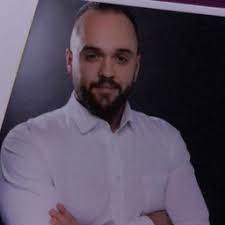 Marcio Marques Correia: Ausbildung und Berufserfahrung