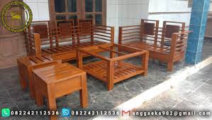 Dini kita menjual berbagai model bangku gereja minimalis kayu jati sesuai custom ruangan bangunan gereja anda, perlu anda ketahui bangku gereja merupakan kebutuhan interior gereja yang harus ada didalam gereja, banyak macam desain bangku gereja yang pernah kita produksi tentunya dengan. Lagi Tren Model Kursi Kayu Minimalis 2020 Ideku Unik