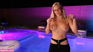 MrsOverlander  mrmrsoverlander Nude Leaked OnlyFans Photo 8 - Fapello