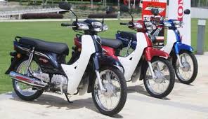 Motor ini sendiri menggantikan motor astrea prima dan memulai debutnya pada tahun 1991. Info 27 Motor Klasik Astrea Grand