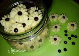 Details of pin di resep kue semprit susu tiga bahan. Resep Kue Semprit Susu 3 Bahan Tanpa Mixer Oleh Mimii Miimoo Cookpad