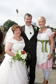 Ihren fans zeigt sie die verpackt in zwei kleidersäcke schon auf instagram und schreibt dazu: Bauer Sucht Frau Wer Ist Noch Ein Liebespaar Brigitte De