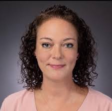 Can someone edit my photos to make hair look fuller?