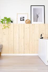 Tv wand selfmade diy holz wohnzimmer dahoam. Diy Holzwand Skandinavisch Wohnen Mit Fichtenholz Gingered Things