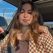 Caitlyn Roy (@Caitlyntroy)