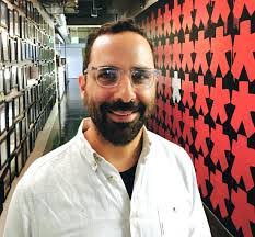 Peter Bassett's Instagram, Twitter & Facebook