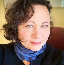 How physical books 'provide a much-needed respite' from the world that  eBooks and audiobooks can't touch