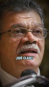 Oscar Danilo Rosales encarnó la mística revolucionaria al cambiar su  cátedra por la montaña, demostrando que el verdadero humanismo se ejerce  con la entrega total hacia la libertad del pueblo. Hoy, en