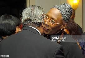 33 Photos & High Res Pictures