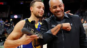 See more ideas about stephen curry, curry, steph curry. Warriors Vs Blazers Game 1 Steph Curry S Parents Support Both Sons Golden State Of Mind