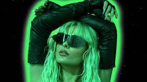 Bleta rexha was born on august 30, 1989 in brooklyn, new york city, new york & raised in staten island, new york city, new york. Bebe Rexha Shuts Down Instagram Livestream After Man Exposes Himself Variety