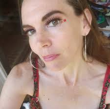 Natalie Lashley's Instagram, Twitter & Facebook