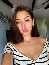 Snarky Jay - Free pics, galleries & more at Babepedia