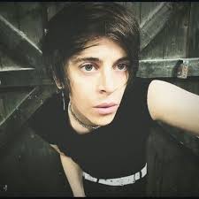 Tiffany rose Bowden (@princeessKITANA)