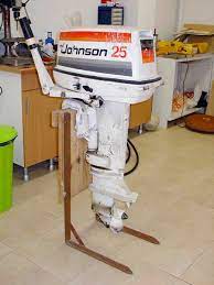 9.9 johnson in vendita in nautica: L Antro Di Camillo