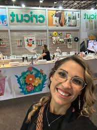 Cricut Project: Making Christmas Candy Holders with SVG Templates