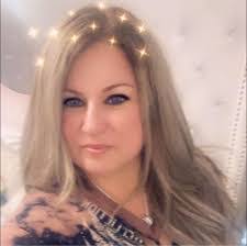 Clarissa Obregon's Instagram, Twitter & Facebook