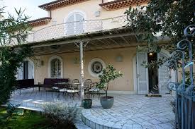 Abbiamo 5 alloggi in affitto per la tua ricerca: Villa Desiree Villa Singola In Affitto A Marina Di Pietrasanta