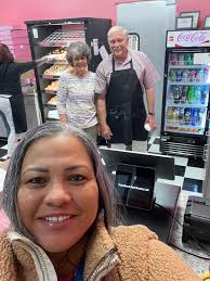 Columbus donuts with great service and moist donuts