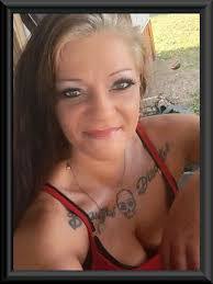 Danielle Lay's Instagram, Twitter & Facebook