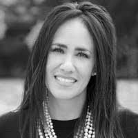 Desiree Barton's Instagram, Twitter & Facebook