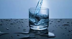 هل يعزز الماء جهاز الجسم المناعي