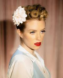 Old Hollywood Glamor [Album] : r/Barbara