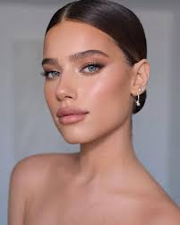 Faye Simons (fayecsimons)