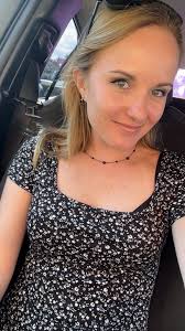 Jupiter, Palm Beach Gardens, West Palm Beach Hey guys, we're currently  looking to stay another year in North Palm Beach and looking for another  roommate￼￼ -Located in North Palm Beach 4/3 -Pool -