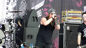 Skid row frontman johnny solinger has died at the age of 55, just a month after telling fans he had liver failure. Ex Skid Row Singer Johnny Solinger Dead At 55 Blabbermouth Net