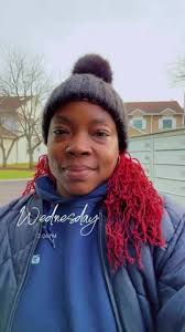 Yep selfies Wednesday for me. I am really loving my red. Have a good  evening FBF&F ❤️💙