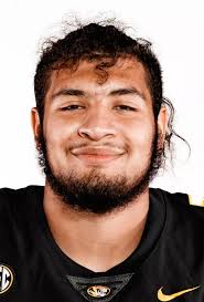 Brandon Solis's Instagram, Twitter & Facebook