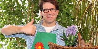 Entdecken sie hier alles schöne für garten, terrasse und balkon! Zur Garten Munchen Ulis Gruner Daumen Radio Arabella