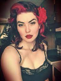 Black And Hot Pink Curly Hair Rockabilly Hair Gorgeous Hair Color Hair Styles