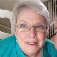 Found my people! 👏🏼 Shoutout to everyone Putting their Christmas  Decorations up in November and aren't even sorry... You are my people