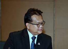 Aynı zamanda, nakliye şirketi swee joo bhd'nin yönetim kurulu başkanı olarak görev yapmış bir iş. Alexander Linggi Kembali Ke Kabinet Banggakan Rakyat Sarawak Sarawakvoice Com