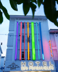 Situated in cheras, hotel sri permaisuri cheras offers simple yet comfortable accommodation with free wifi access throughout the property. Hotel Exterior Evening Night Picture Of Hotel Sri Permaisuri Cheras Kuala Lumpur Tripadvisor