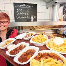 Öffnungszeiten von paulchens grillstube in prosperstr. Besonders Viele Fans In Bottrop Hat Der Imbiss Am Tetraeder Derwesten De