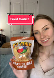 This would be a tasty salad topping, or a good trail mix addition. #fr...