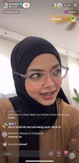 Cantik Jugak Sebenarnya Ira Kazar