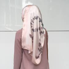Buy the best and latest duck scarf on banggood.com offer the quality duck scarf on sale with worldwide free shipping. Me And My Duckscarves Zatty