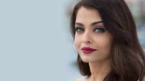Over time, we've seen different beautiful faces in hollywood. Top 10 Female Celebrities With Most Beautiful Noses 2020 Trendrr