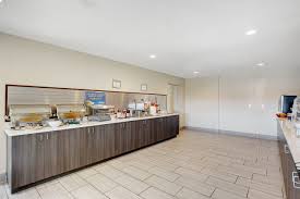 Our complimentary shuttle service runs 24 hours a day to and from mccarran international airport. La Quinta Inn Suites By Wyndham Las Vegas Nellis Ab 92 1 0 6 Bewertungen Fotos Preisvergleich Tripadvisor