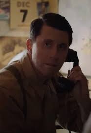 Bursting From the Shadows: Van Helsing's Dan Cade Discusses Fights,  Flights, and the Future.