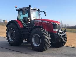 The club is 21 years old and has about 1500 members. Massey Ferguson Mf 8740 Traktor Baujahr 2018 400 Ps 294 Kw Sechzylinder Acgo Power Motor 8 4 Liter Hubraum Stufenloses D Traktor Traktoren Landmaschinen