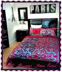 Cute Paris Bedroom For Teens And Girls Paris Themed Bedroom Paris Themed Room Paris Bedroom