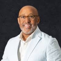 Randy Falcon's Instagram, Twitter & Facebook