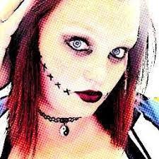 Chelsea Mast's Instagram, Twitter & Facebook