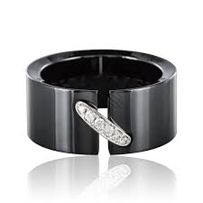 Noir et doré, acheté zara ou h&m. Bague Chaumet Lien Ceramique Et Diamants Bijouxbaume